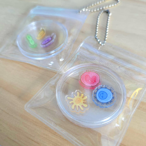 Biology Cell Shaker Coin with Carrying Pouch