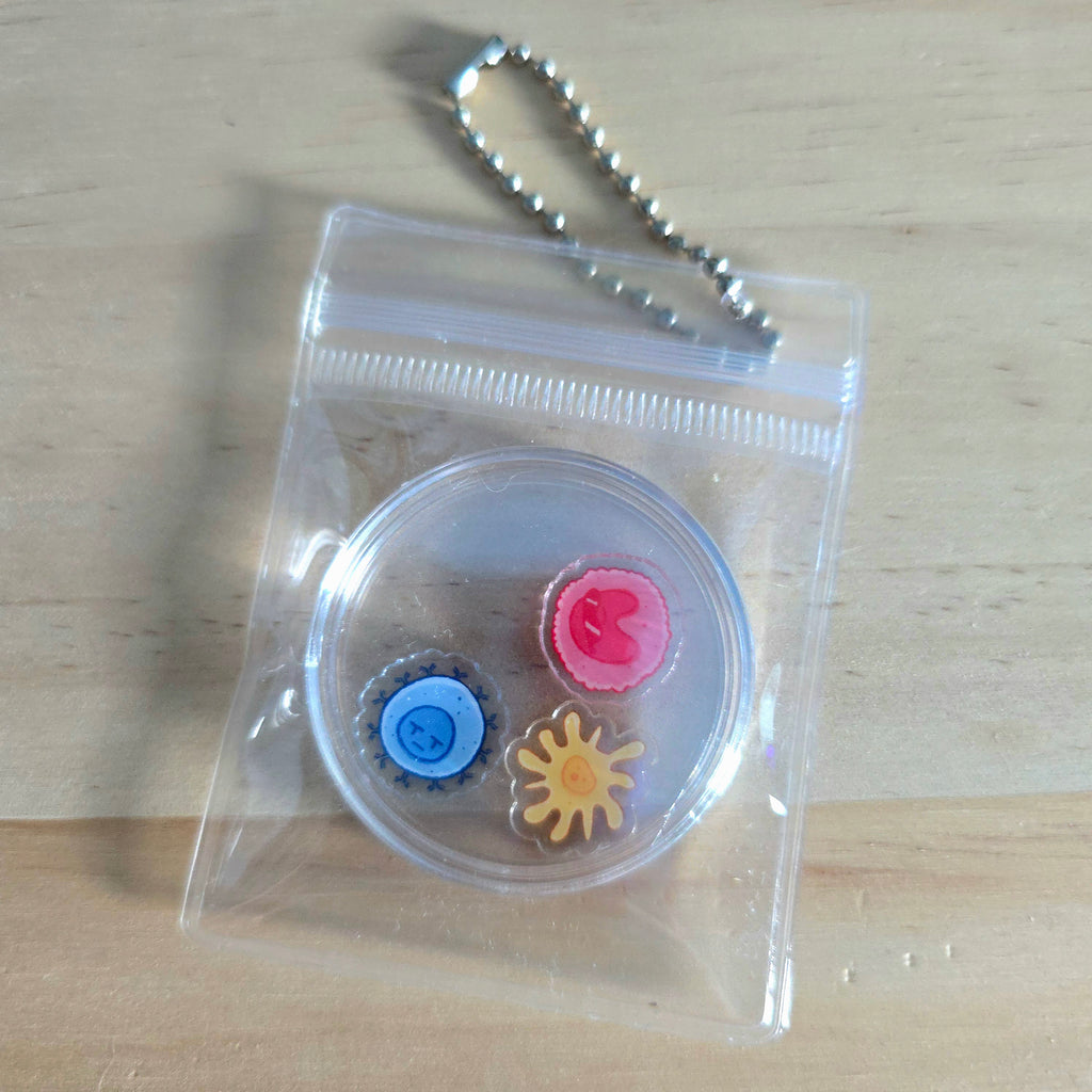 Biology Cell Shaker Coin with Carrying Pouch